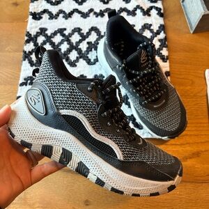 Under Armour Kids Curry 3Z 24 Basketball Sneakers youth size 4.5